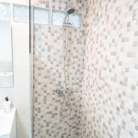 Cuesta De Piletas Ii *